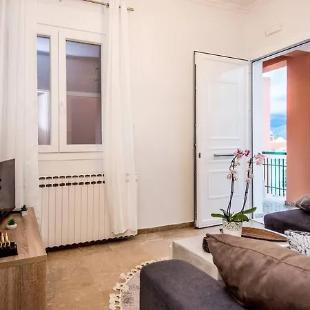 Kurti Apartman Argosztóli